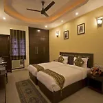 Hotel Deep Residency