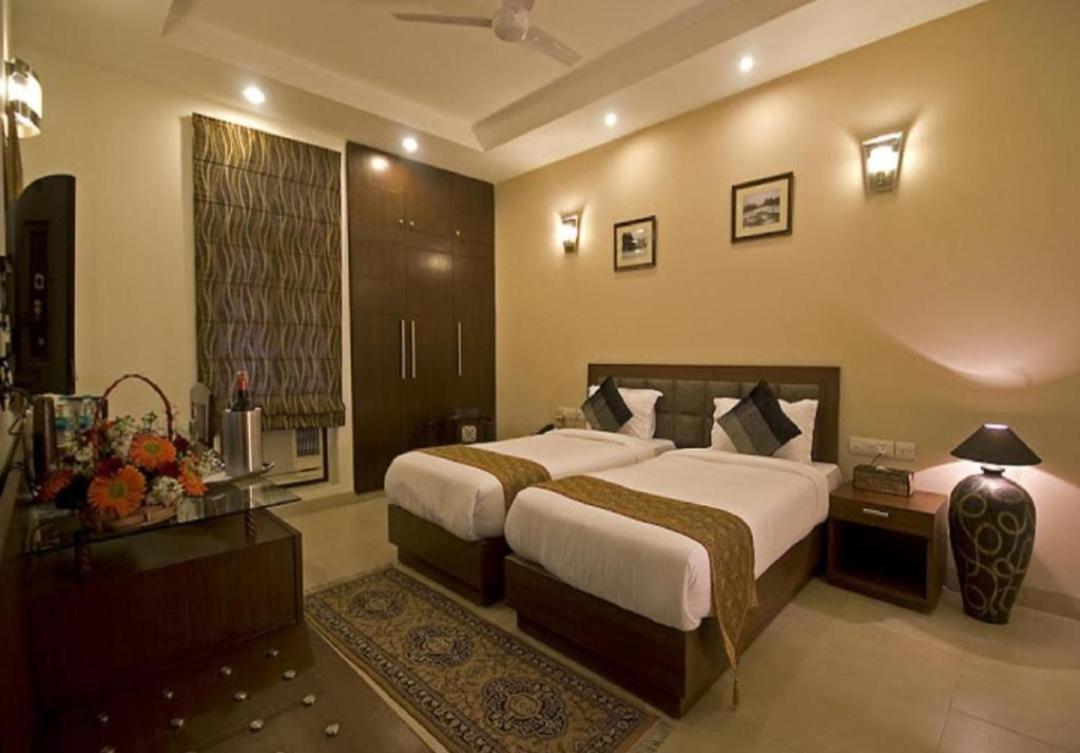 Hotel Deep Residency New Delhi